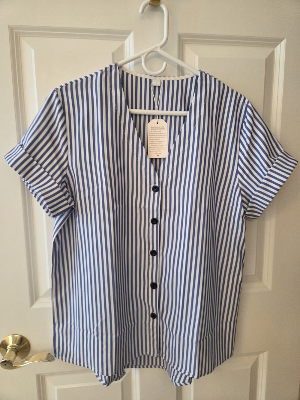 NWT Women’s Blue & White Striped Button-Front Blouse, Size: L